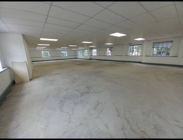 355M² OFFICE TO LET IN BRYANSTON